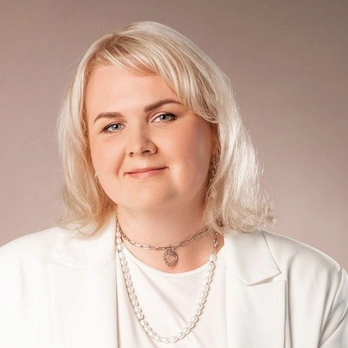 bulatova.jpg